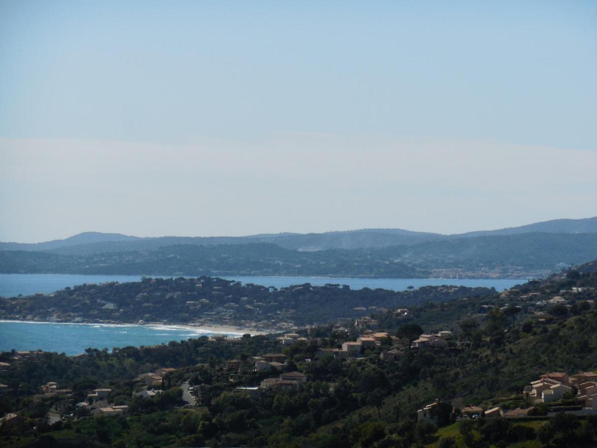 Tres Bel Appartement T3 Avec Splendide Vue Mer Les Issambres Zewnętrze zdjęcie
