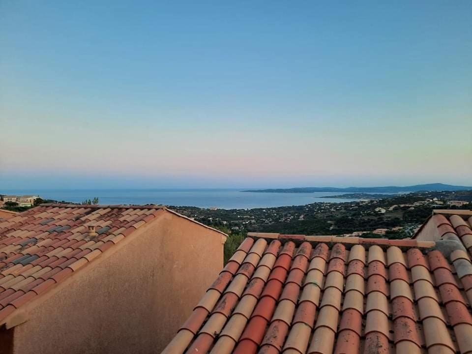 Tres Bel Appartement T3 Avec Splendide Vue Mer Les Issambres Zewnętrze zdjęcie