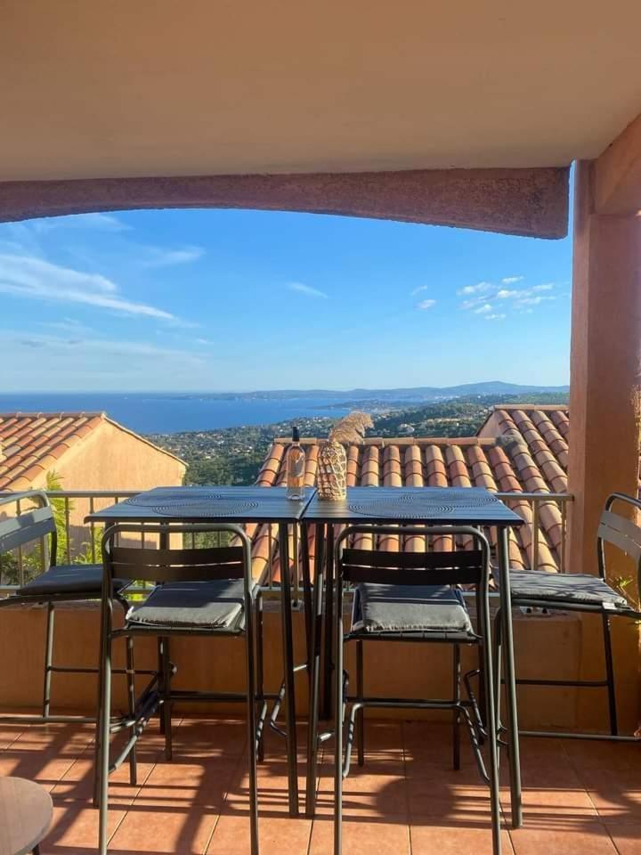 Tres Bel Appartement T3 Avec Splendide Vue Mer Les Issambres Zewnętrze zdjęcie